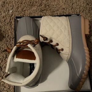 Nautica Women’s cold Weather Boot